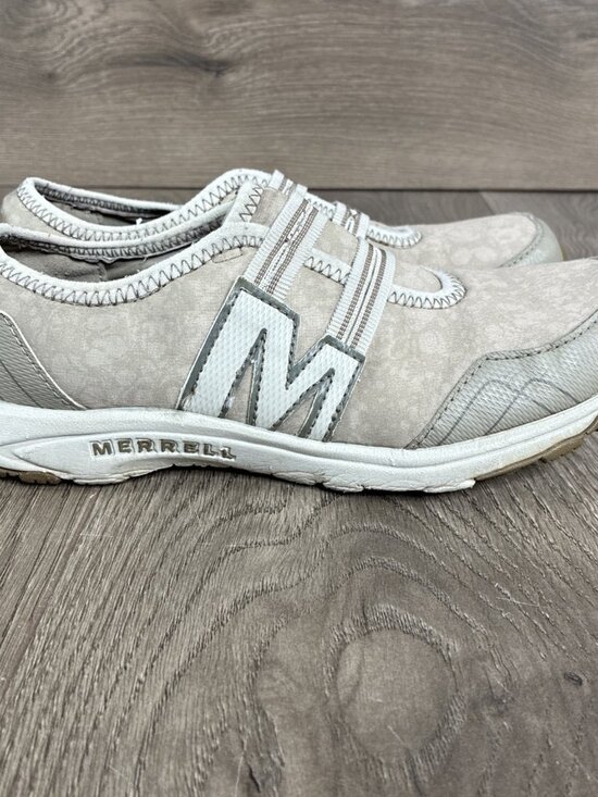 Merrell Pants - Merrell Barrado Sport Women’s Size 7 Beige Slip-On Shoes Sneakers J73928
